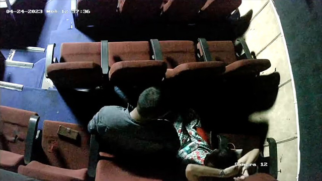 Couple in Theatre Giving Blowjob Boobs Sucking Viral Mms Video